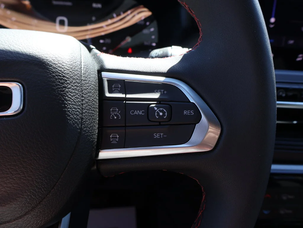 Used 2026 Red Jeep Trailhawk image 27