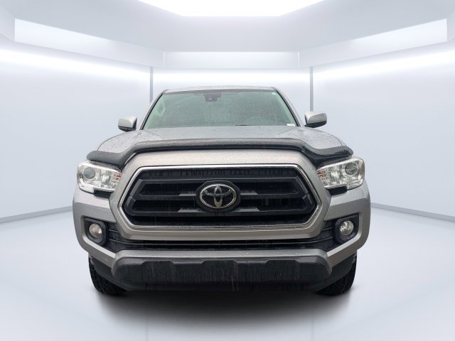 Used 2021 Silver Toyota SR5 image 8