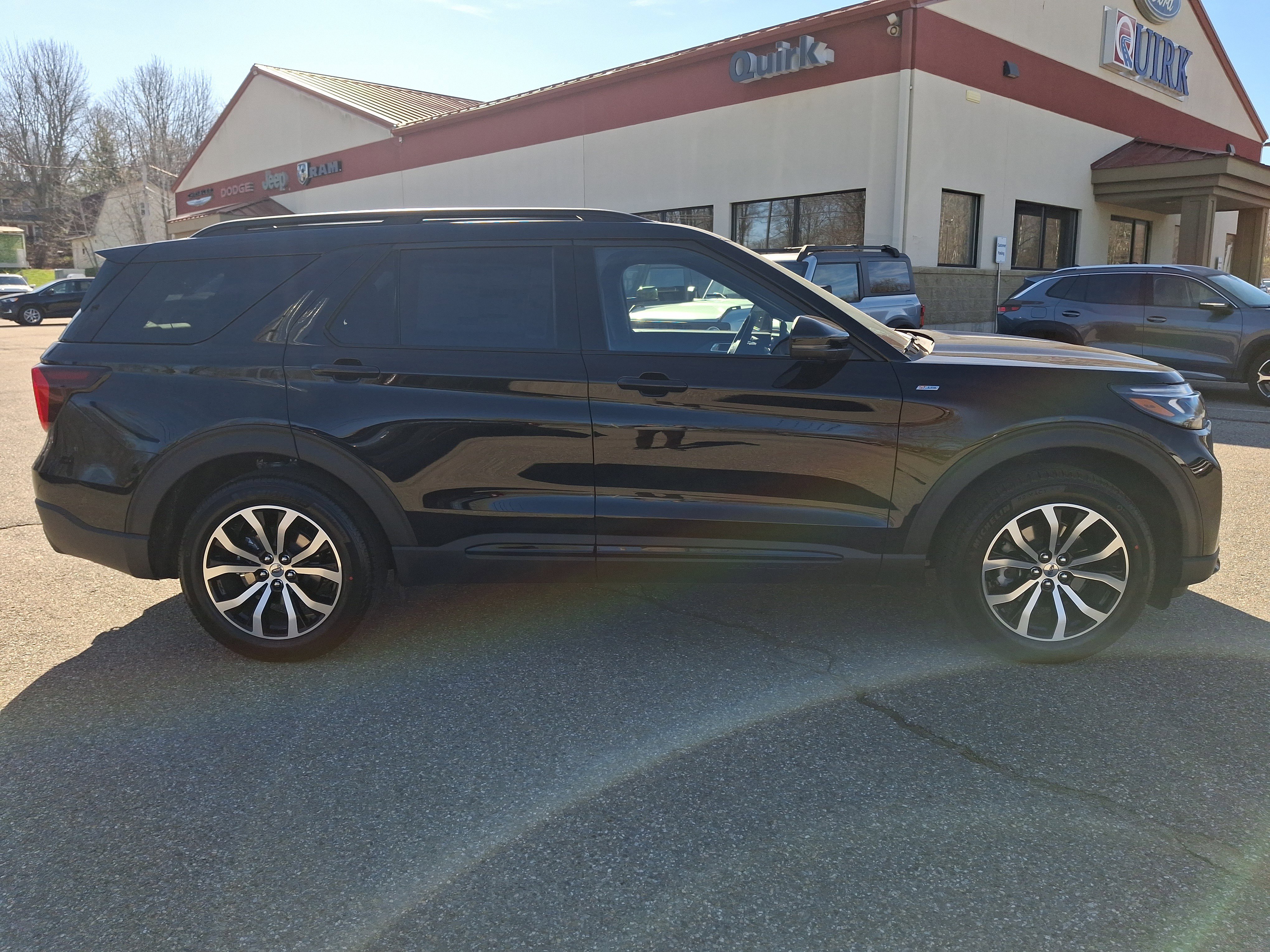New 2026 Agate Black Metallic Ford ST-Line image 2