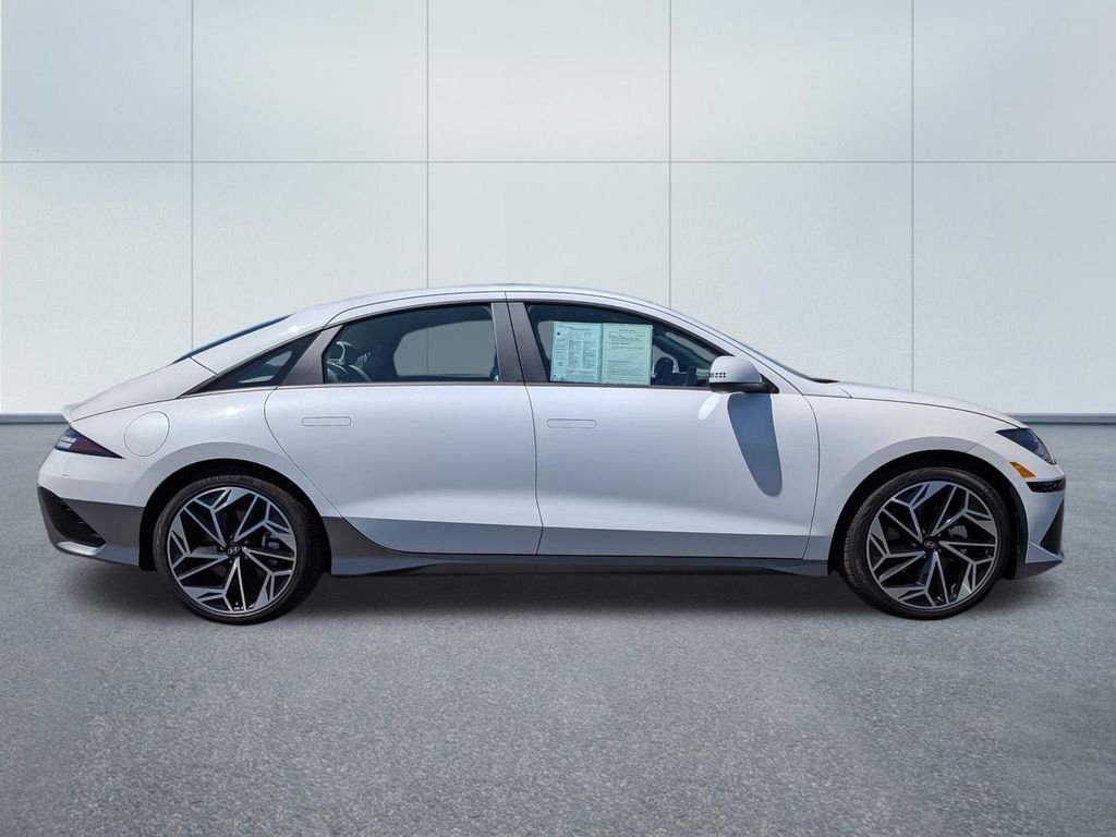 2025 Hyundai IONIQ 6 SEL - Photo 7