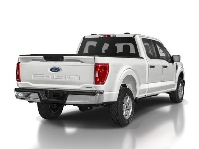 Used 2023 Silver Ford XLT image 2