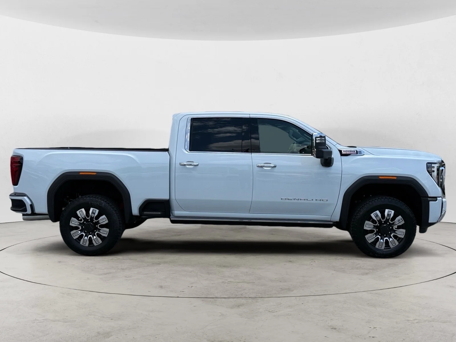 2026 GMC Sierra 2500HD Denali - Photo 5