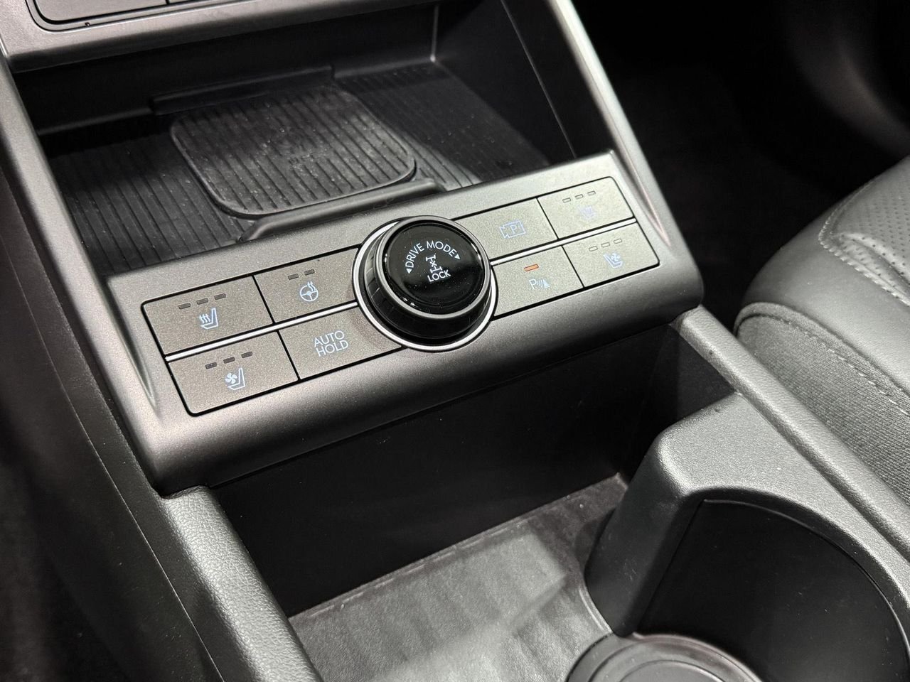 New 2026 Atlas White Hyundai Limited AWD image 33