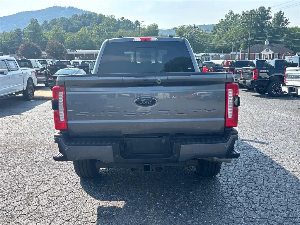 Used 2024 Gray Ford Lariat image 6