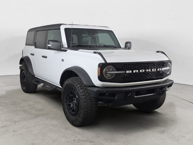 Used 2024 Oxford White Ford Wildtrak image 3