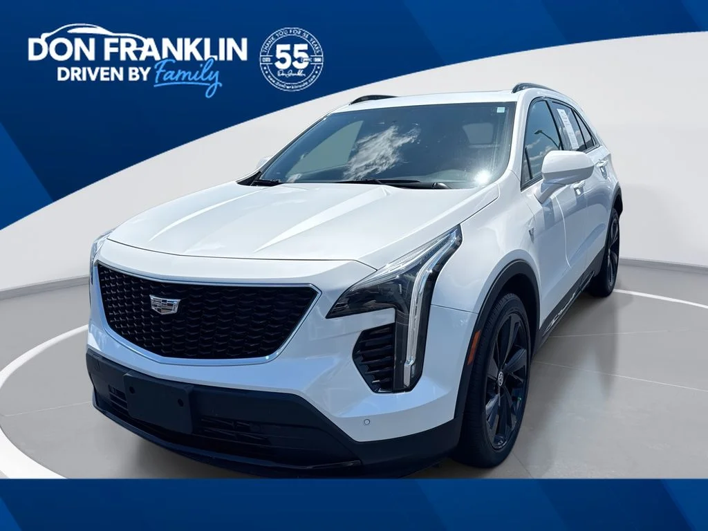 Used 2019 White Cadillac Sport image 1