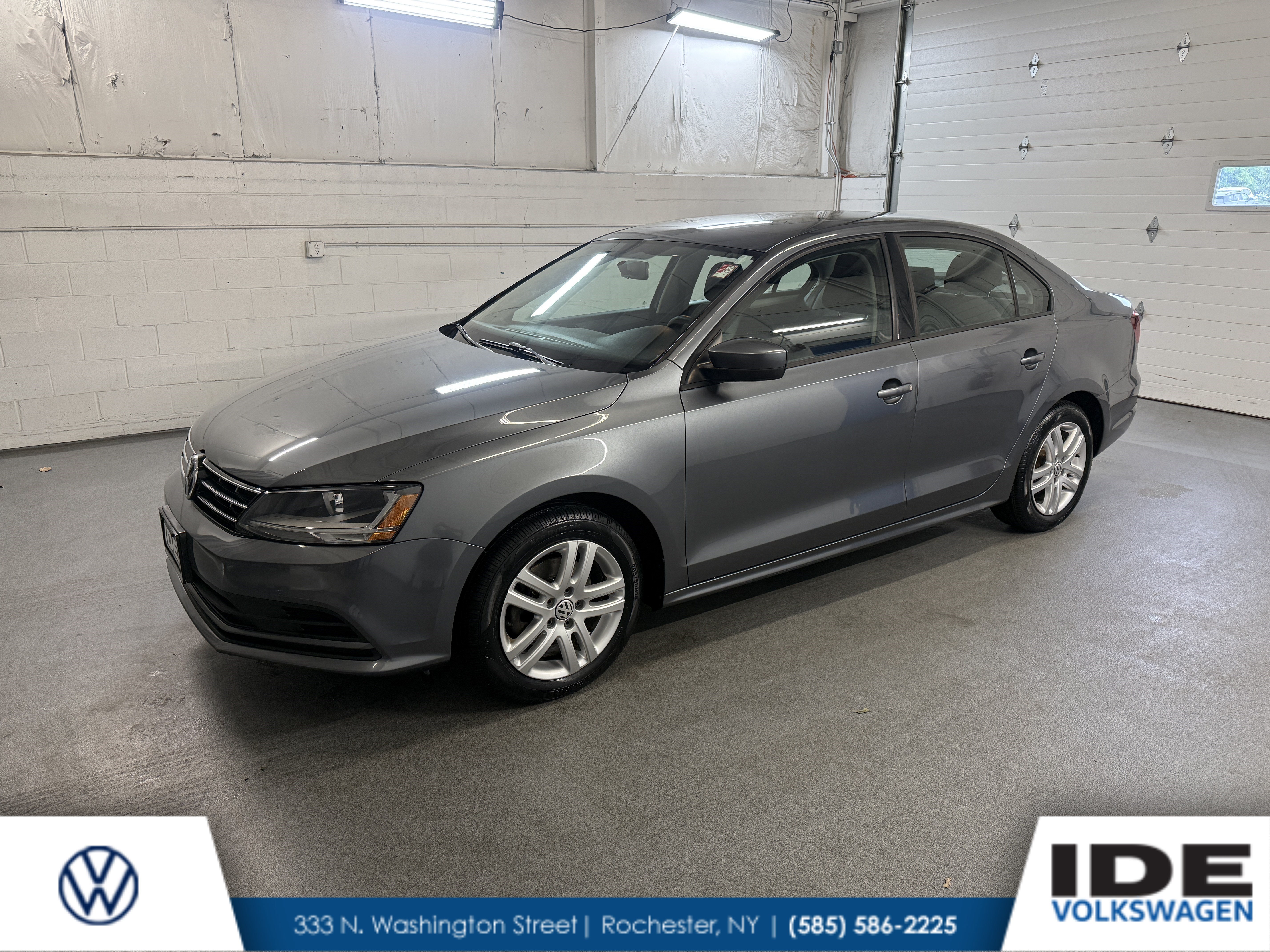 Used 2018 Platinum Gray Metallic Volkswagen 1.4T S image 1