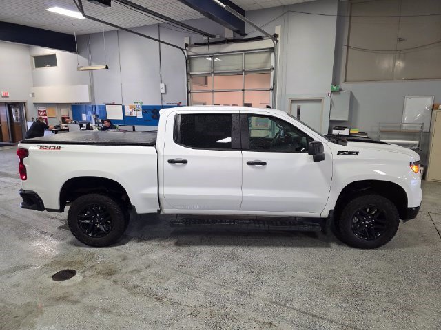 Used 2024 Summit White Chevrolet Custom Trail Boss image 8