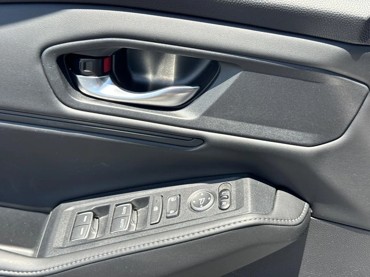 2023 Honda Accord Hybrid Sport - Photo 24