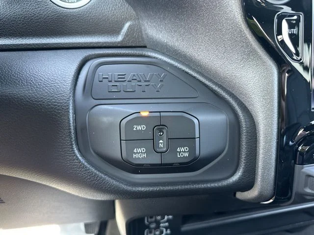 2025 RAM 2500 Tradesman - Photo 26