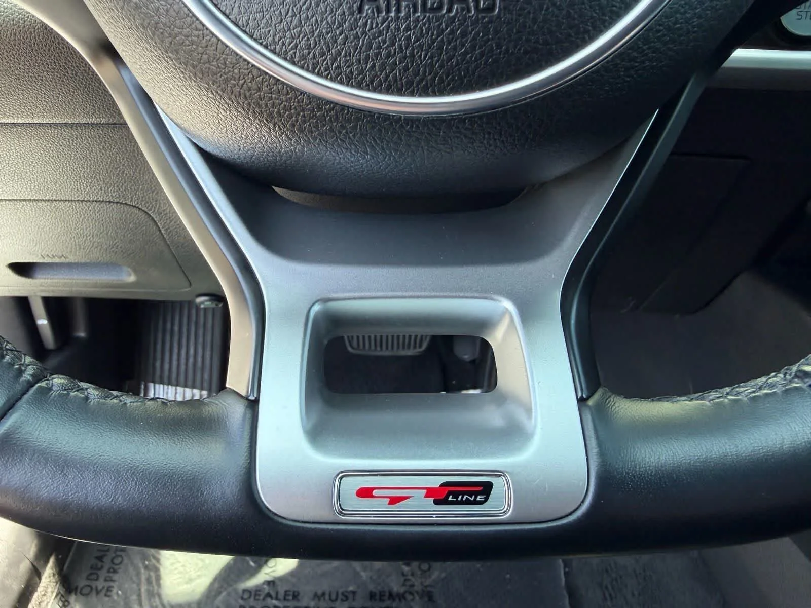 Used 2022 Glacial White Pearl Kia GT-Line image 34