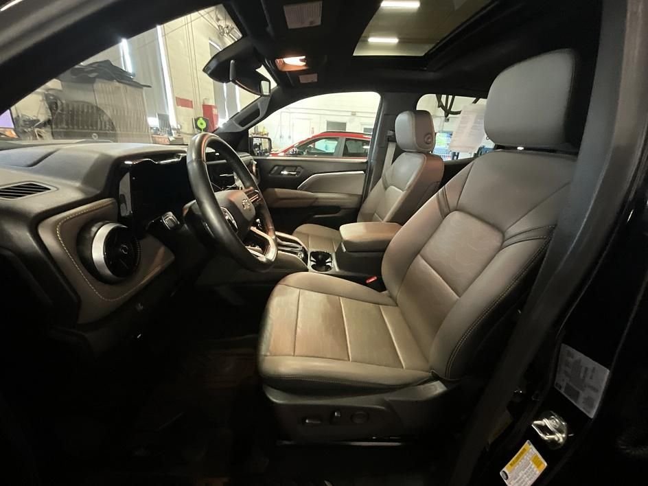 Used 2024 Black Chevrolet ZR2 image 19