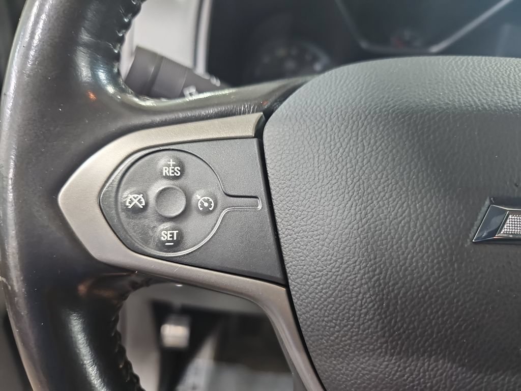 Used 2018 CENTENNIAL BLUE METALLIC Chevrolet 4WD Z71 image 21