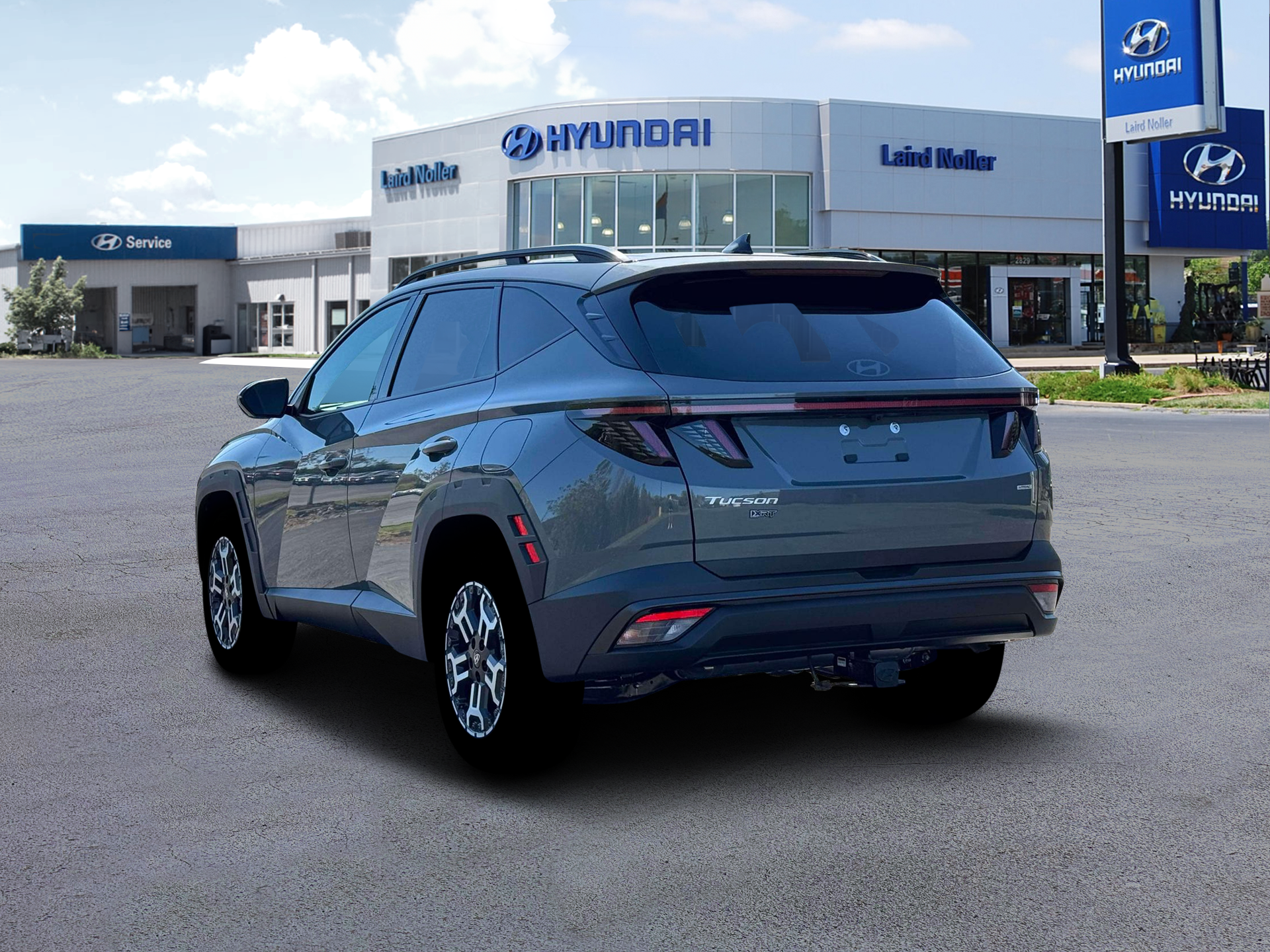 View vehicle photo 5