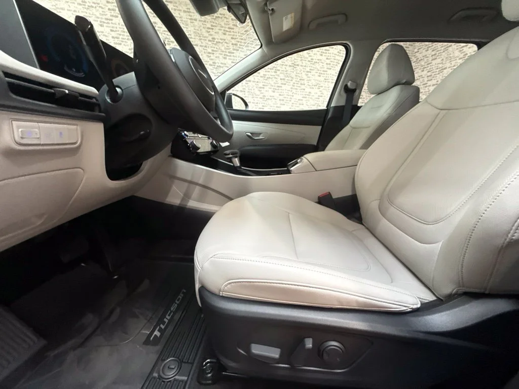 New 2026 Phantom Black Hyundai SEL Plus image 24