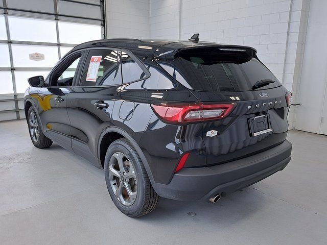 Used 2025 Black Ford ST-Line image 7