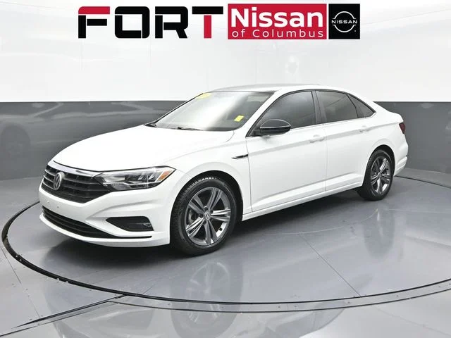 Used 2021 White Volkswagen R-Line image 3