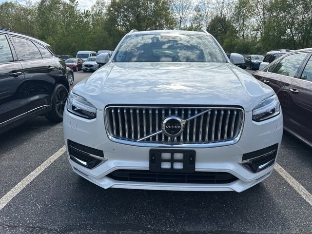 2023 Volvo XC90 B5 Plus 4WD's photo