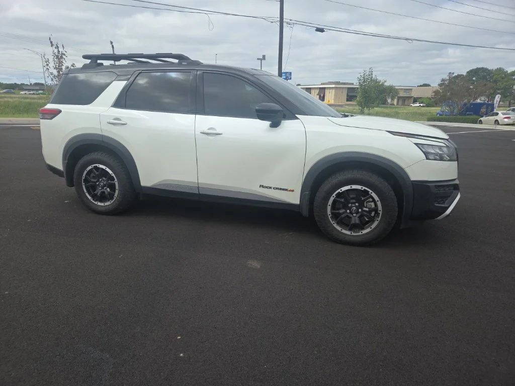 Used 2024 White Nissan Rock Creek image 13