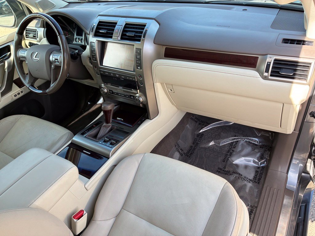 Used 2019 Gray Lexus 460 image 33