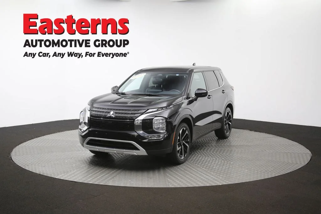 Used 2024 Black Mitsubishi SE image 54