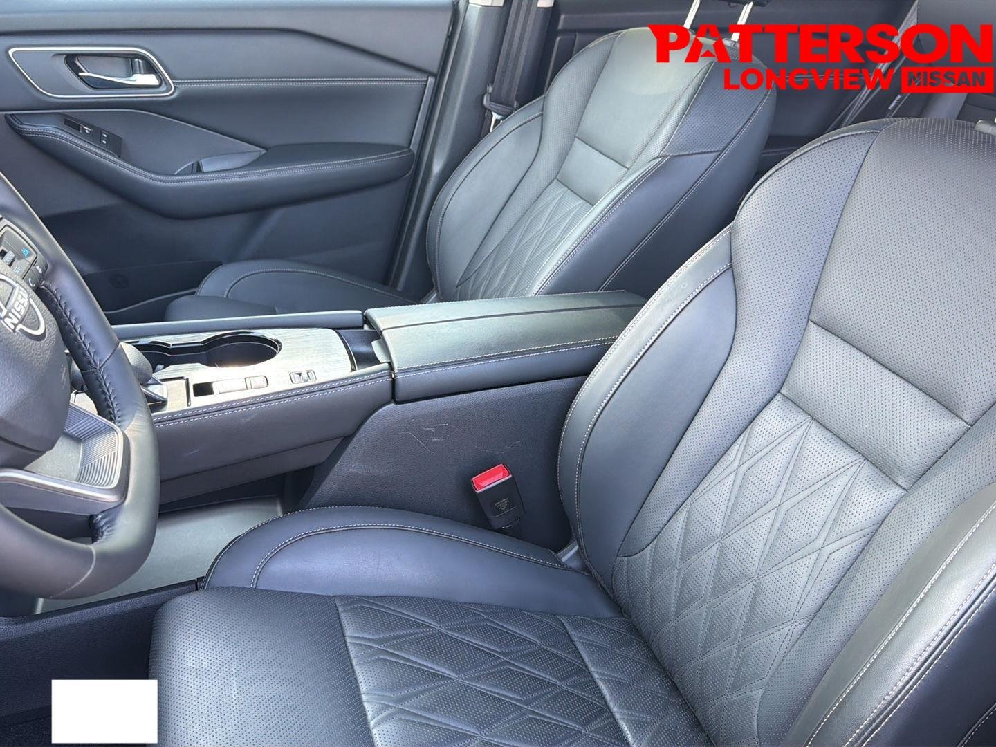 Used 2025 Gun Metallic Nissan Platinum image 19