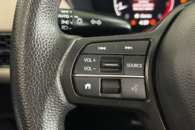 Used 2023 Lunar Silver Metallic Honda LX image 30