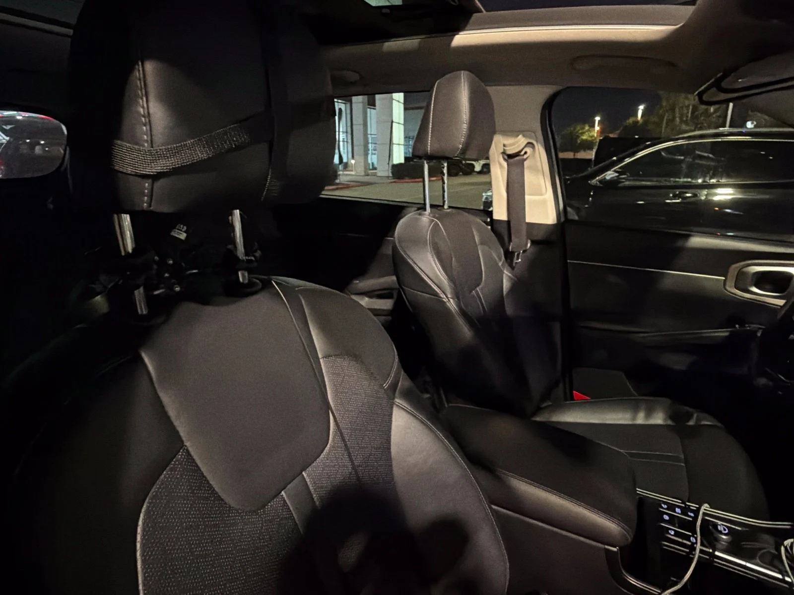 Used 2022 Gray Kia EX image 25