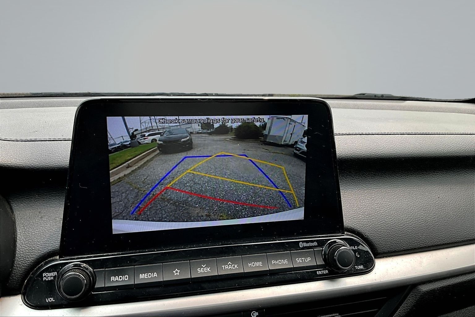 Used 2021 White Kia LXS image 11