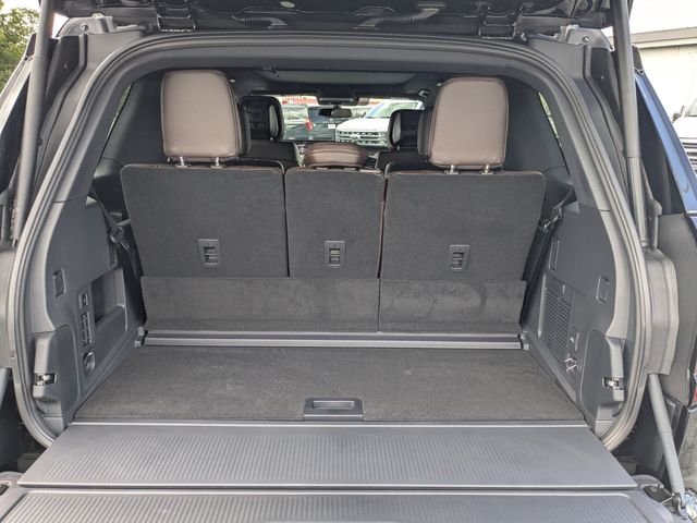 New 2027 Agate Black Metallic Ford King Ranch® image 11