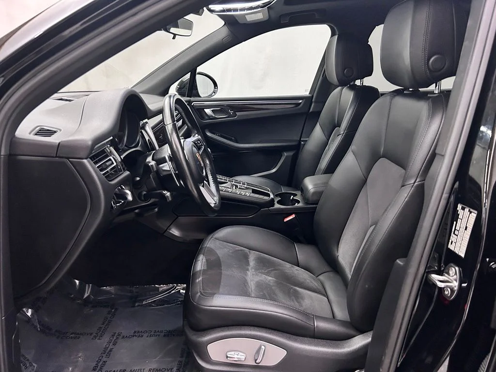 Used 2020 Black Porsche Base image 12
