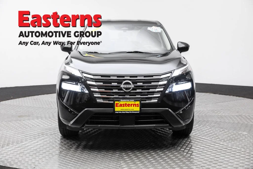 Used 2024 Black Nissan SV image 2