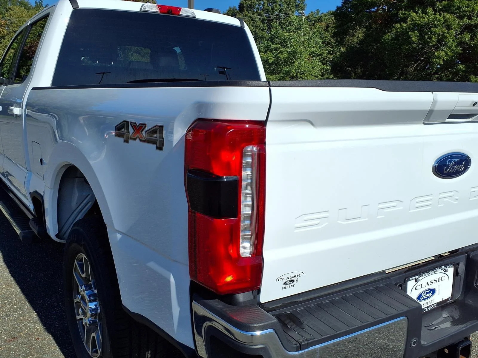 Used 2026 WHITE Ford LARIAT image 17
