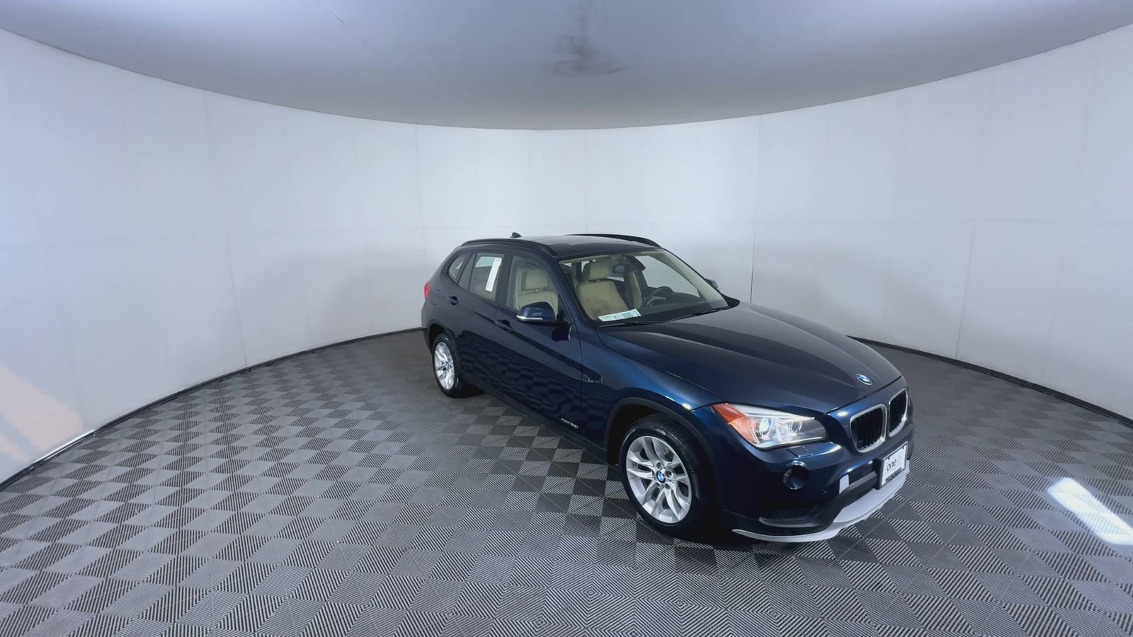 Used 2015 BMW X1 28i with VIN WBAVL1C57FVY38495 for sale in Aurora, CO