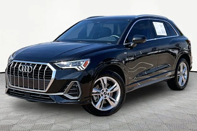 2023 Audi Q3 Premium Plus