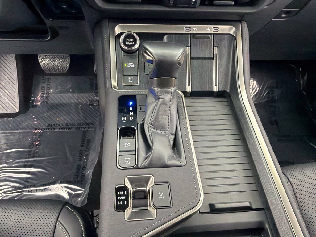 Certified Used 2025 Black Lexus 550 Premium+ image 17