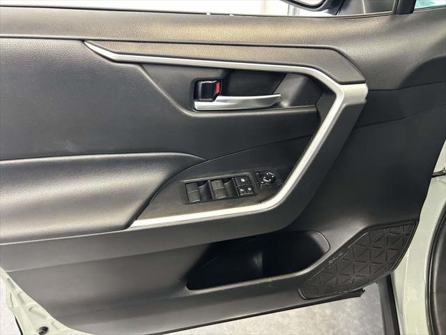 Certified Used 2021 LUNAR ROCK Toyota  image 17