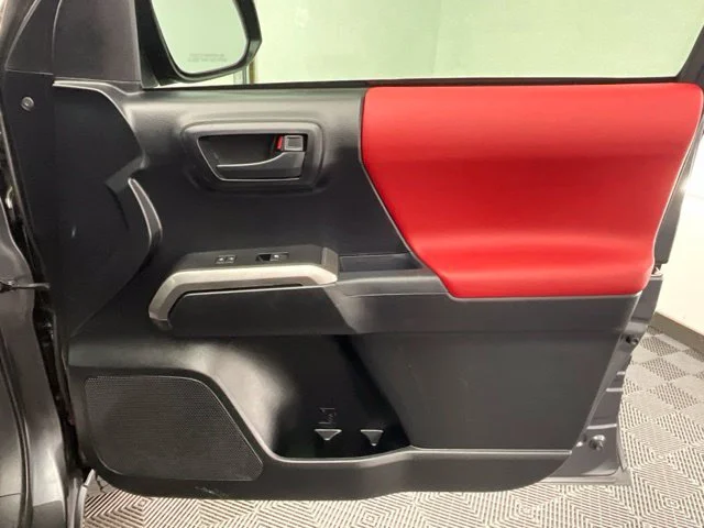 Used 2022 Gray Toyota SR5 image 14