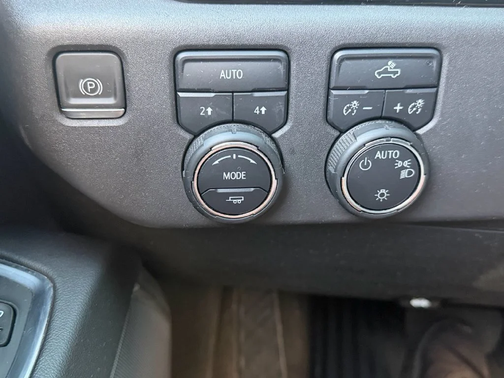 Used 2024 Black Chevrolet LT (2FL) image 33