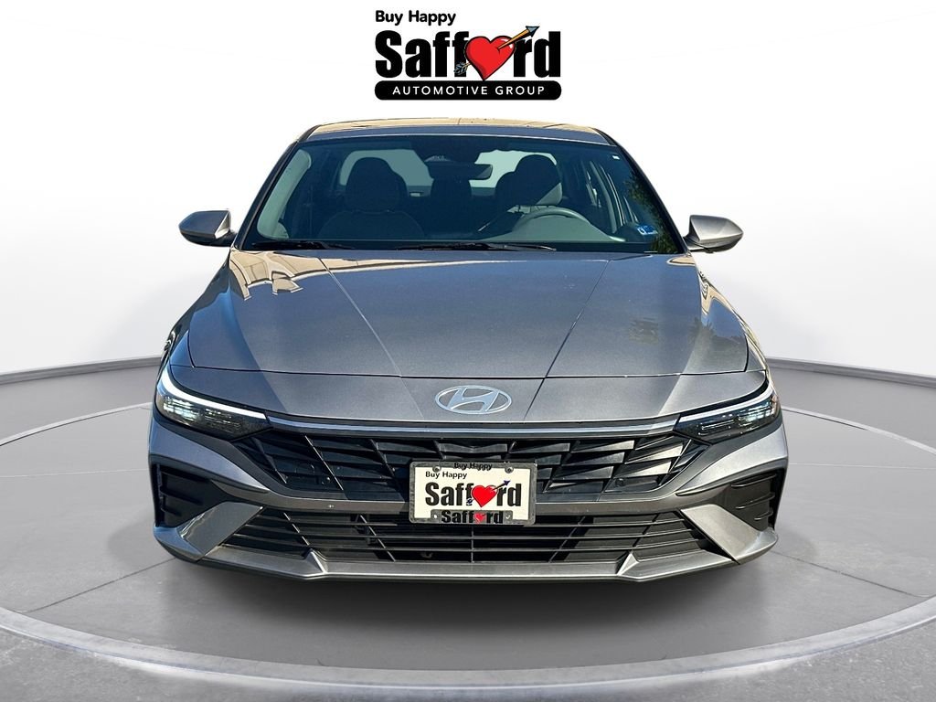 Certified Used 2025  Hyundai Blue image 7