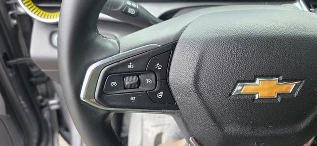 Used 2025 Gray Chevrolet LT image 19