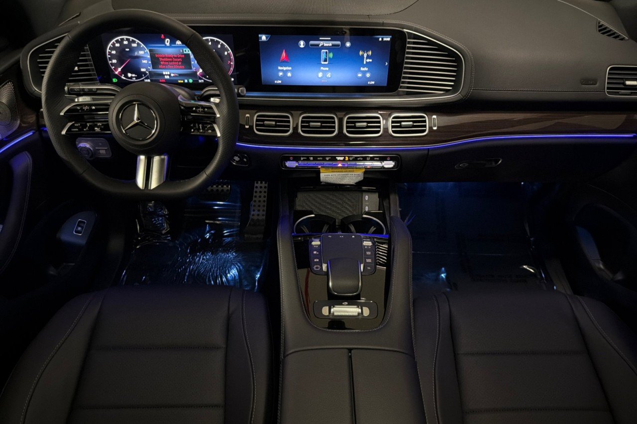 New 2026 Polar White Mercedes-Benz GLS 450 4MATIC® SUV image 12