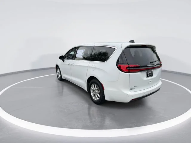 Used 2023 White Chrysler Touring L image 6