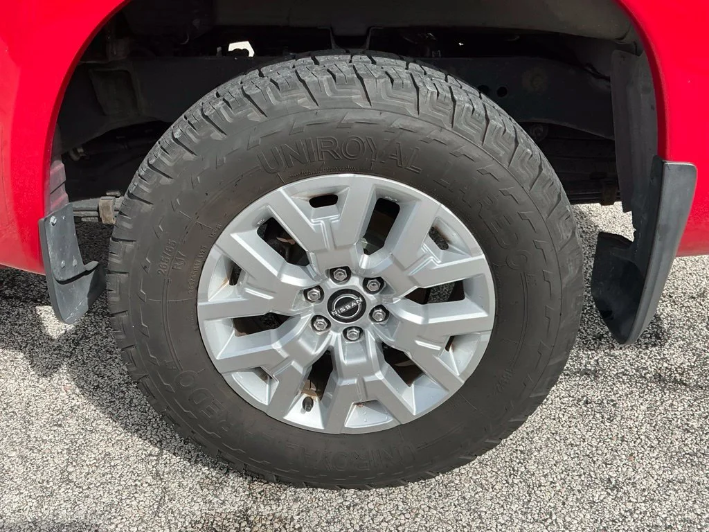 Used 2022 Red Nissan SV image 22