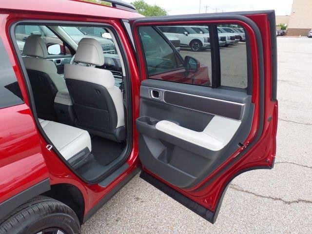 New 2026 Red Hyundai SEL image 32