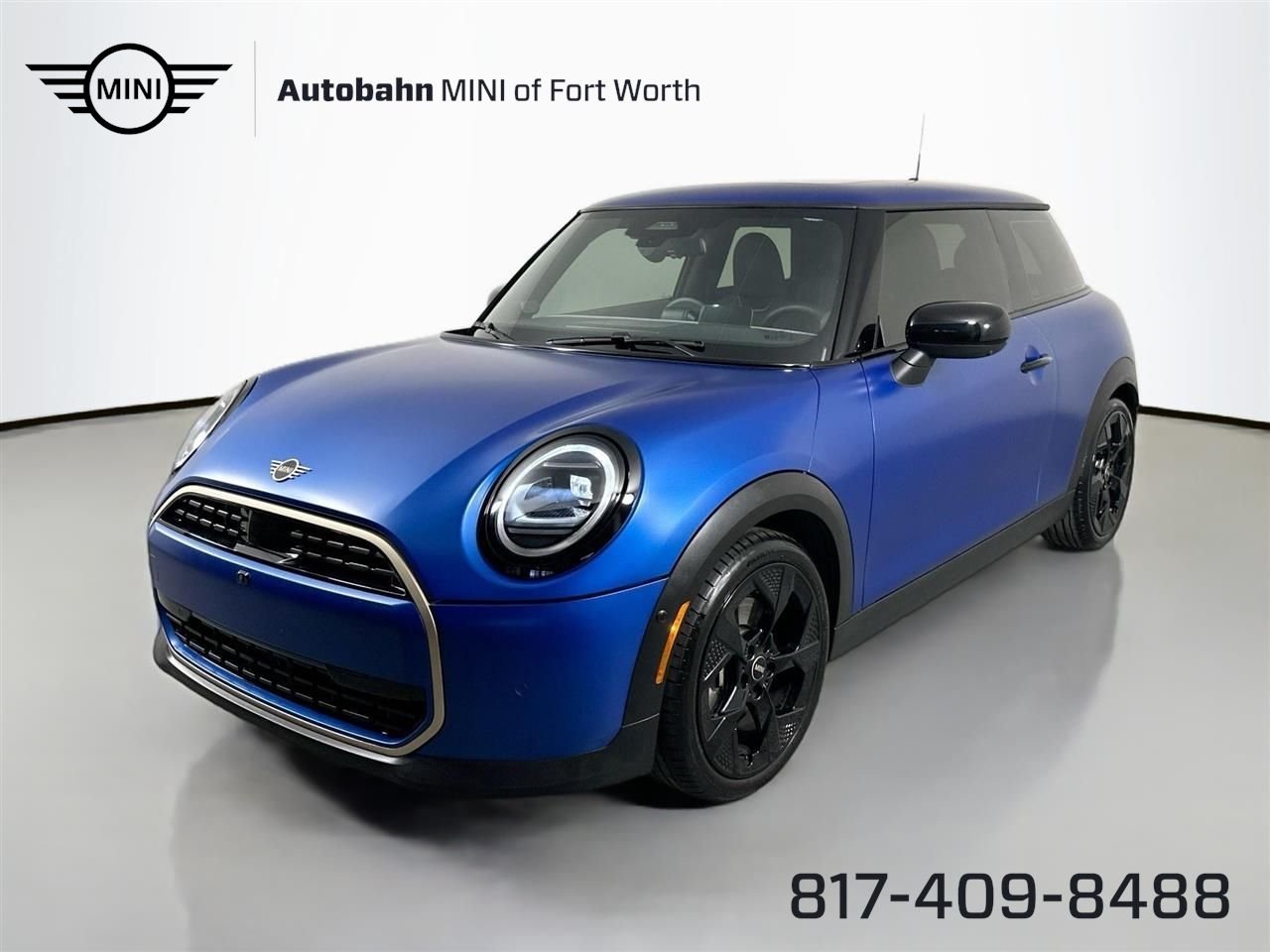 2025 MINI Hardtop Cooper's photo