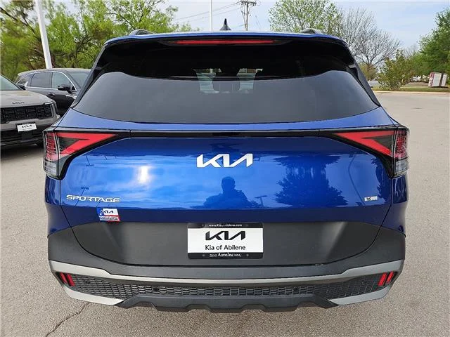 Used 2023 Sapphire Blue KIA X-Line All-Wheel Drive image 3
