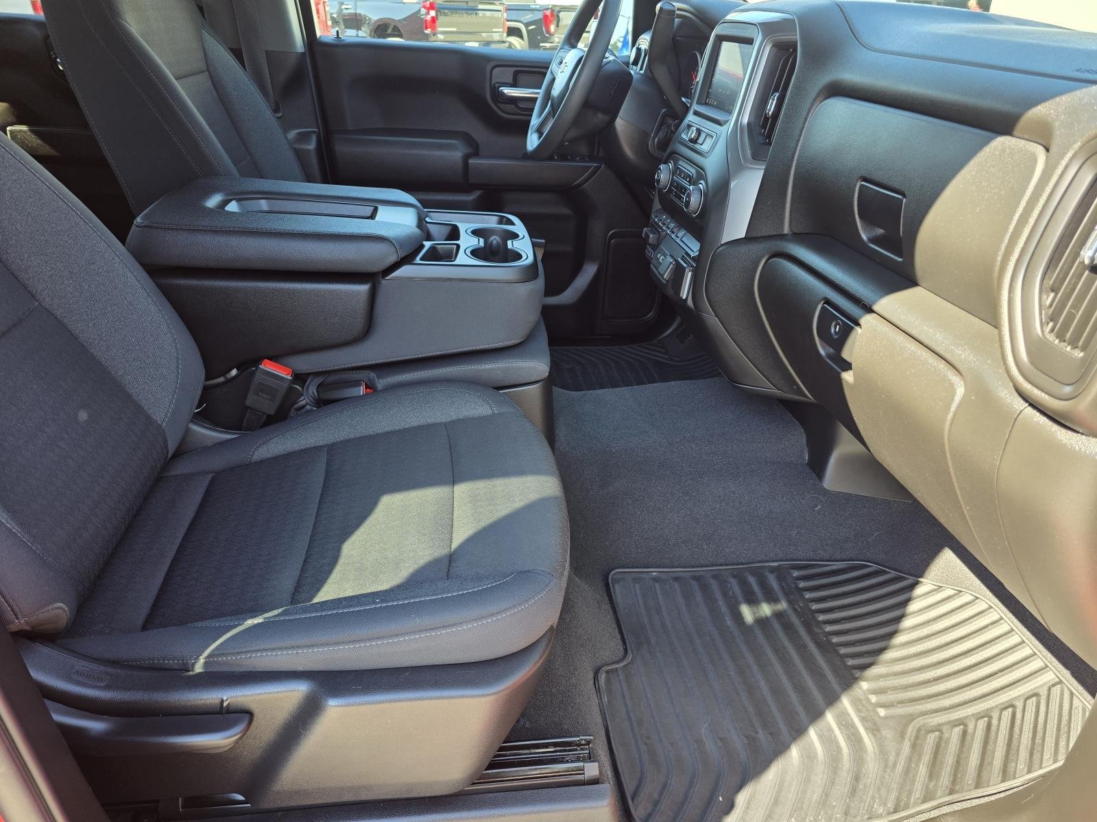 2024 Chevrolet Silverado 1500 Custom - Photo 22