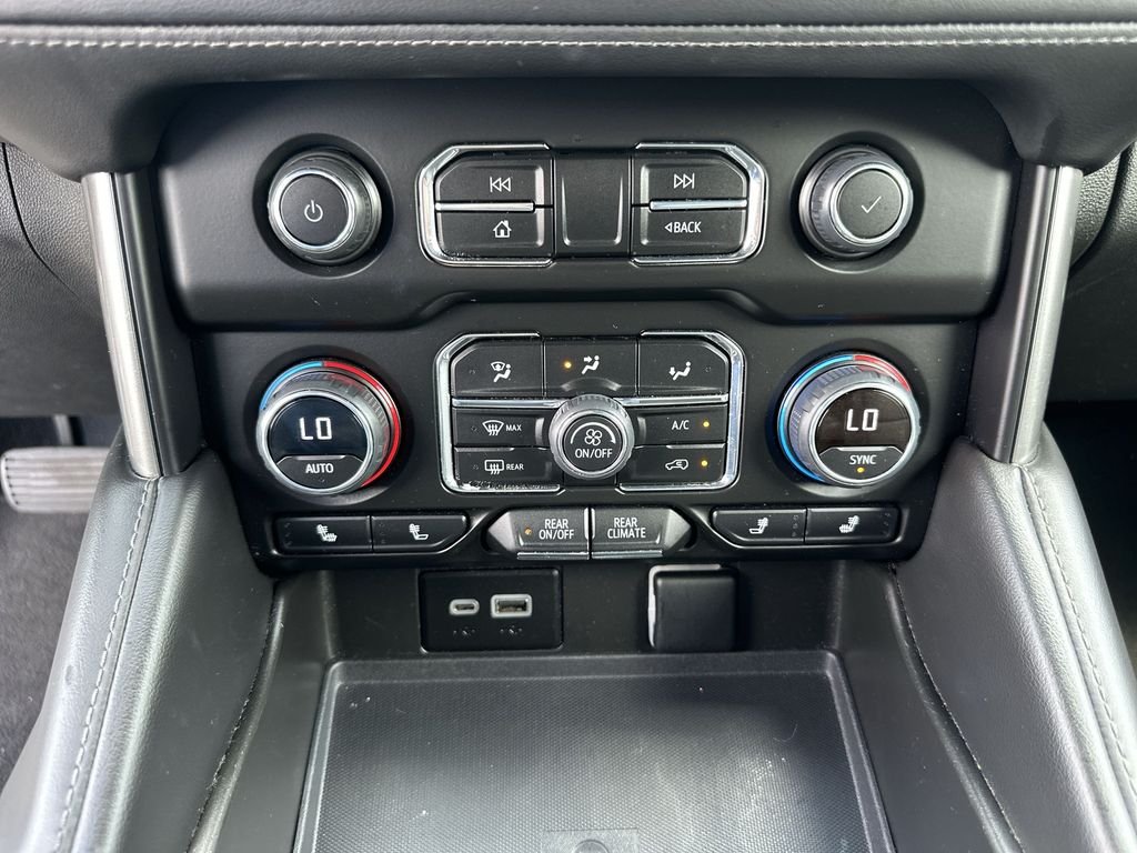 Used 2023 Summit White Chevrolet LT image 34