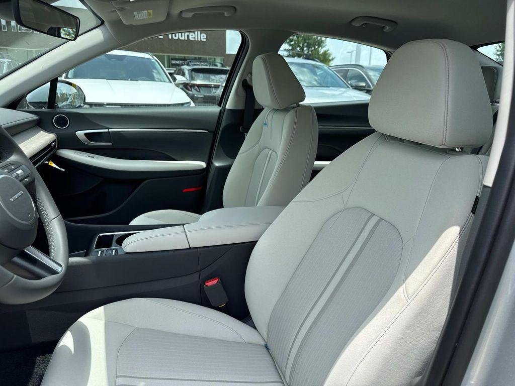 2025 Hyundai Sonata Hybrid SEL - Photo 7